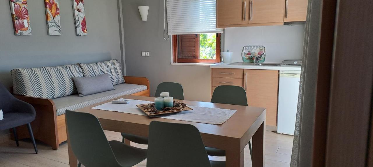 Viena Rooms & Apartments Παλαιοχώρα Εξωτερικό φωτογραφία