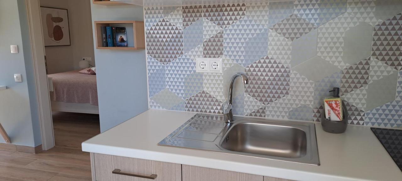 Viena Rooms & Apartments Παλαιοχώρα Εξωτερικό φωτογραφία