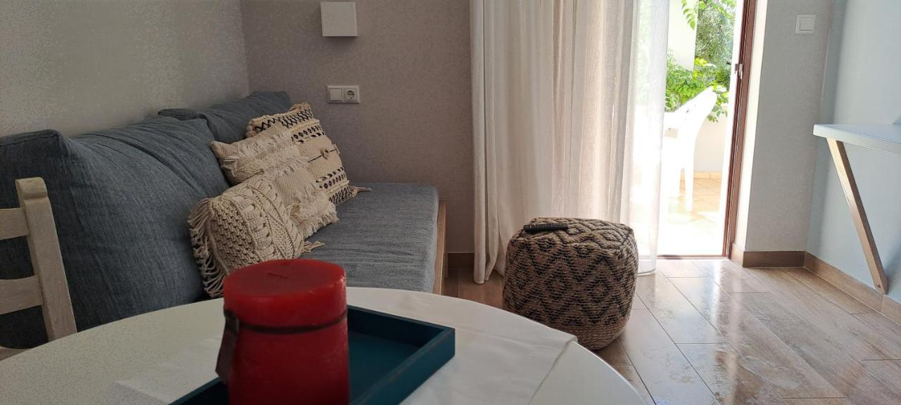 Viena Rooms & Apartments Παλαιοχώρα Εξωτερικό φωτογραφία
