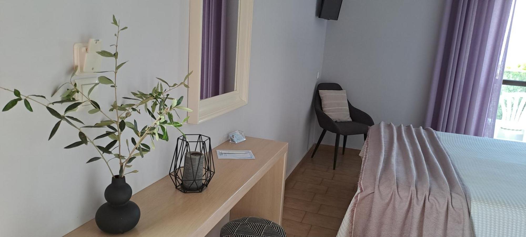 Viena Rooms & Apartments Παλαιοχώρα Εξωτερικό φωτογραφία