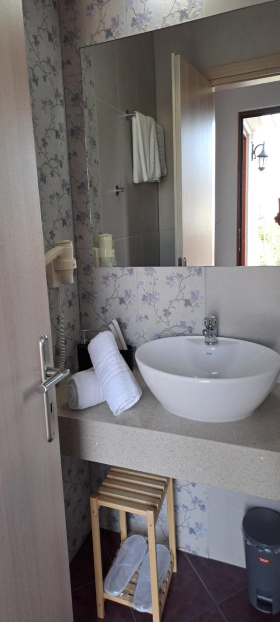 Viena Rooms & Apartments Παλαιοχώρα Εξωτερικό φωτογραφία