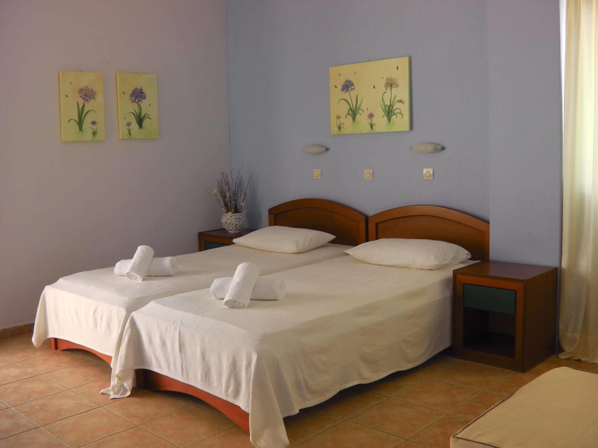 Viena Rooms & Apartments Παλαιοχώρα Εξωτερικό φωτογραφία